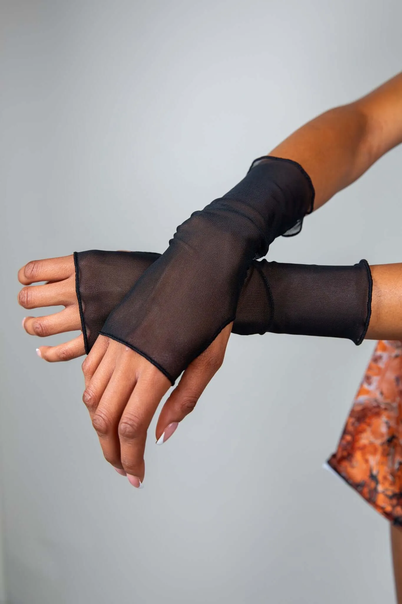 Black Mesh Gloves