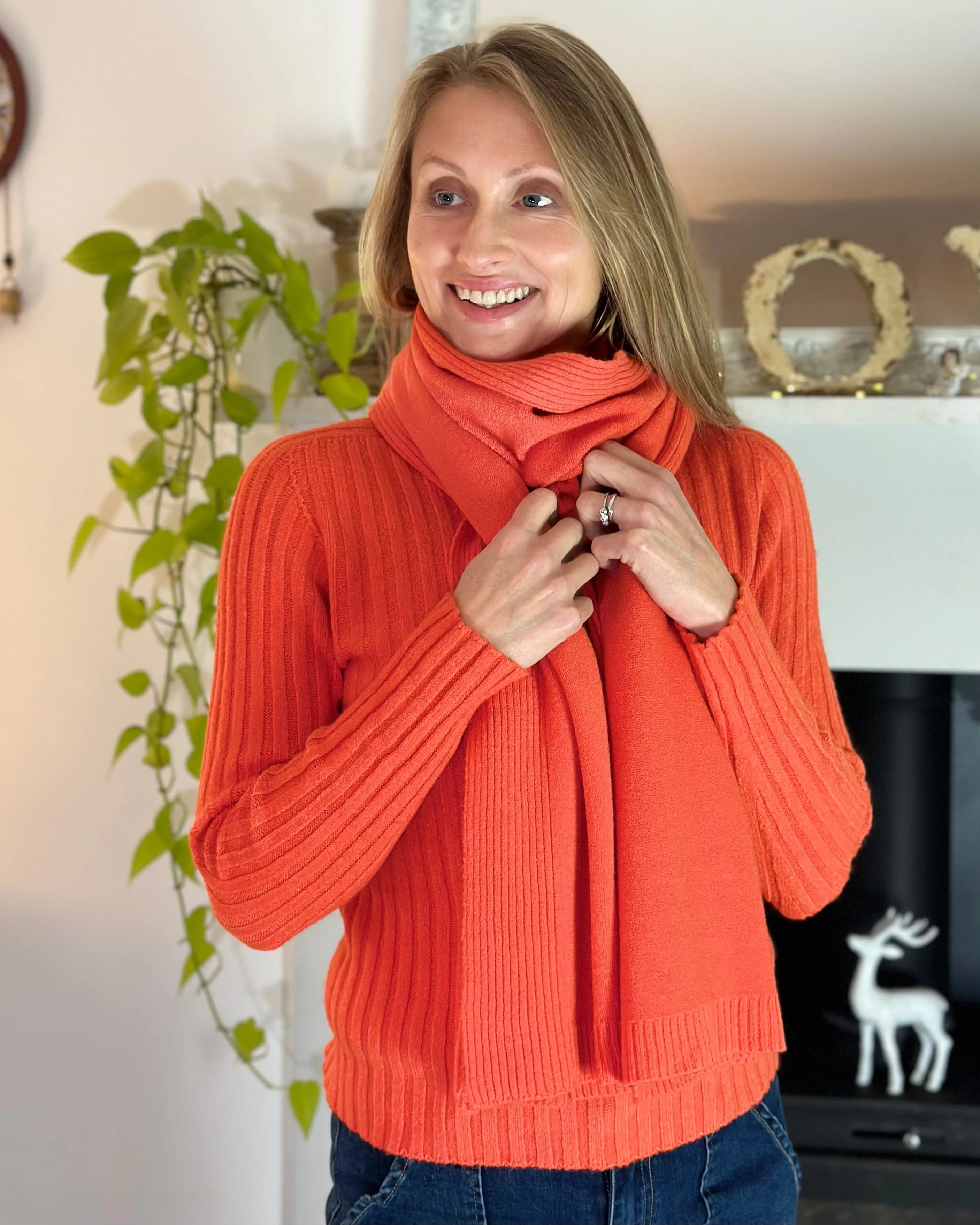 Long Ribbed Knitted Scarf - Dark Orange